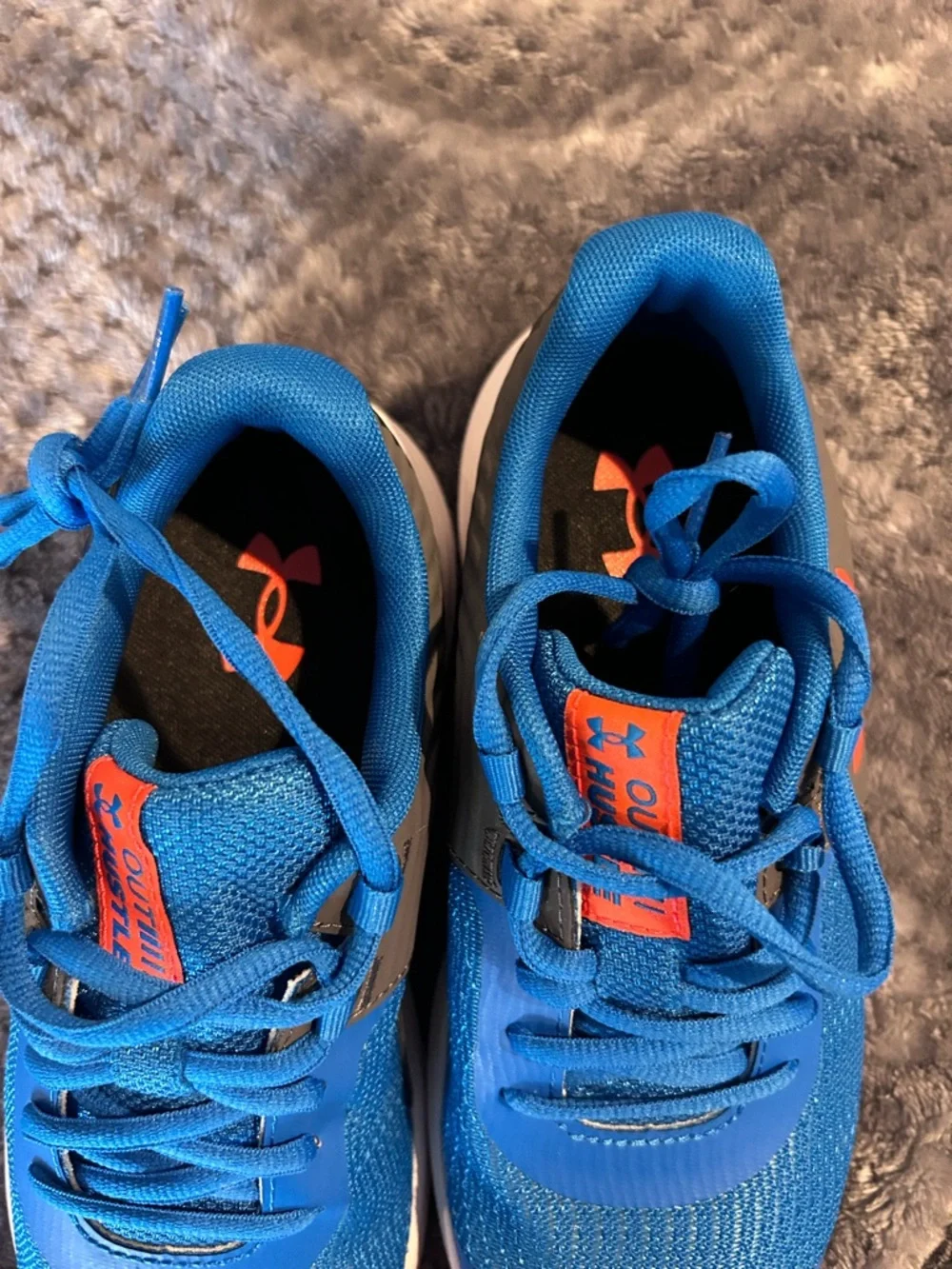New Under Armour Boys sz4.5 Blue and Red Orange Shoes - Picture 5 of 8